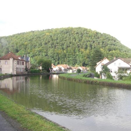Gîte du canal Lutzelbourg Extérieur photo